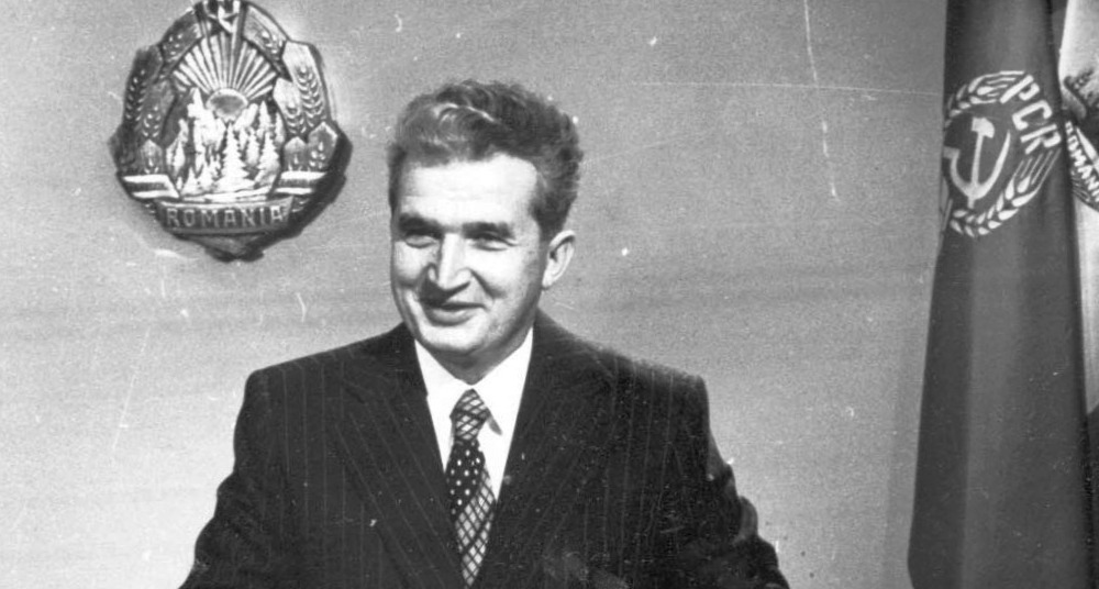 Ceausescu, Útskúfað úr sæluríkinu